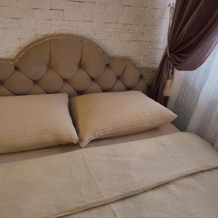 Inessa Center Guest Penthhouse Lägenhet Chişinau Exteriör bild
