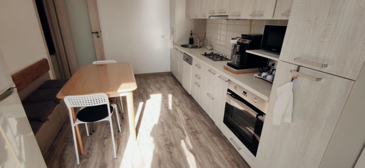 Inessa Center Guest Penthhouse Lägenhet Chişinau Exteriör bild